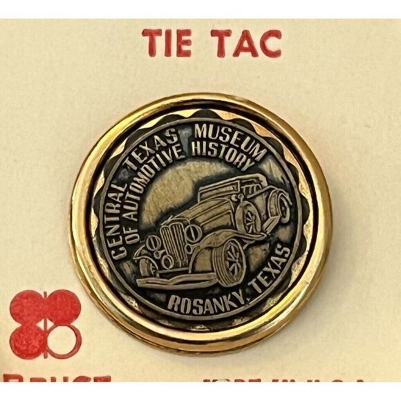 Central Texas Museum of Automotive History Rosanky Tie Tac Hat Pin Gift Box Vtg - Picture 1 of 4